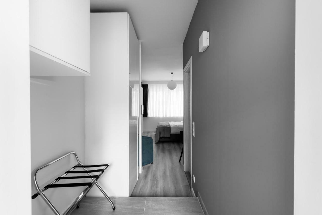 M&F Luxury Suites Est. 2019 / F Suite Солун Екстериор снимка